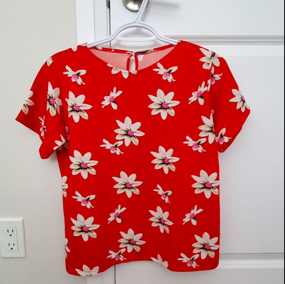 Women's Floral Top